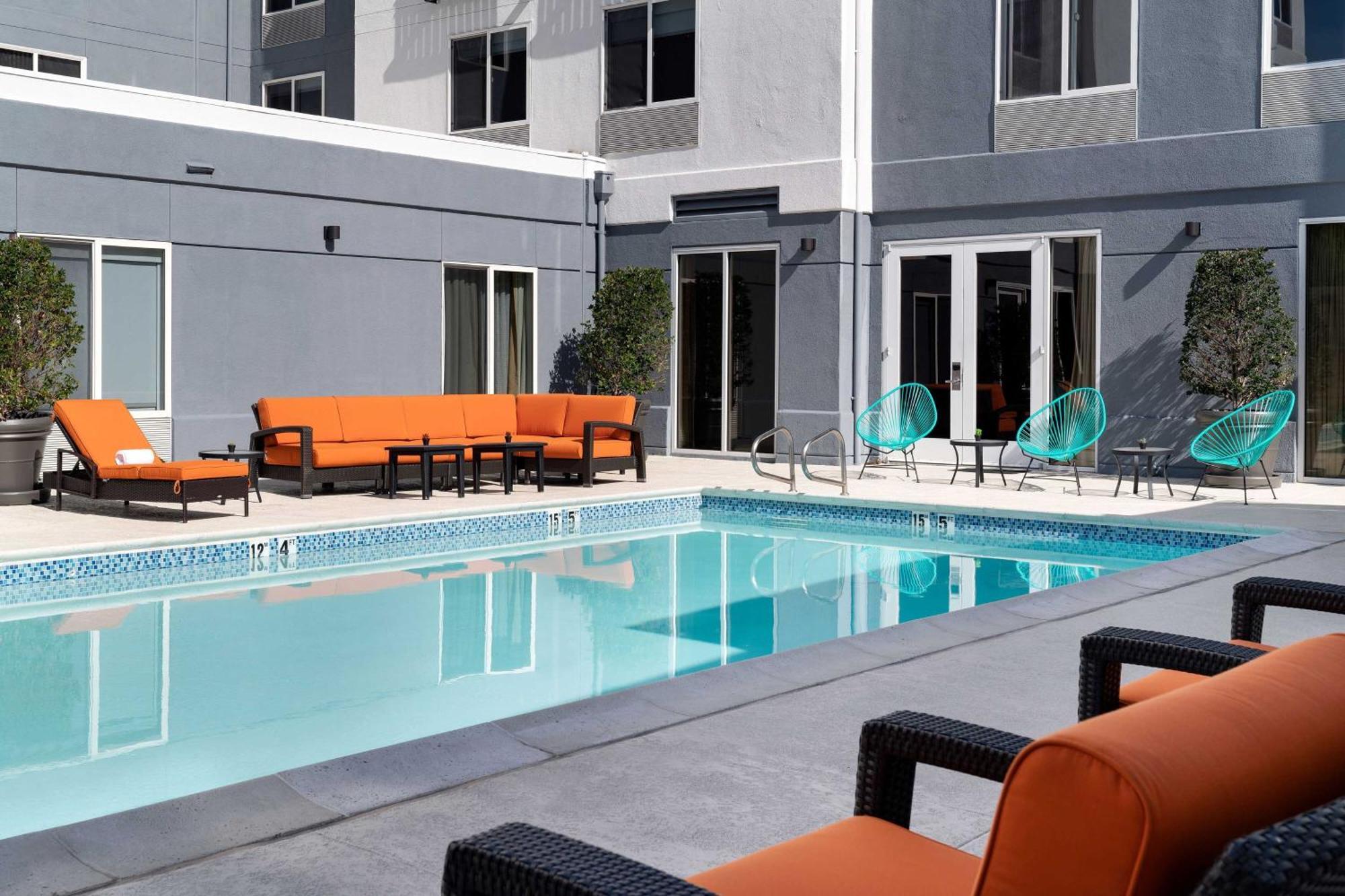 Aloft Mountain View Hotel Exterior foto