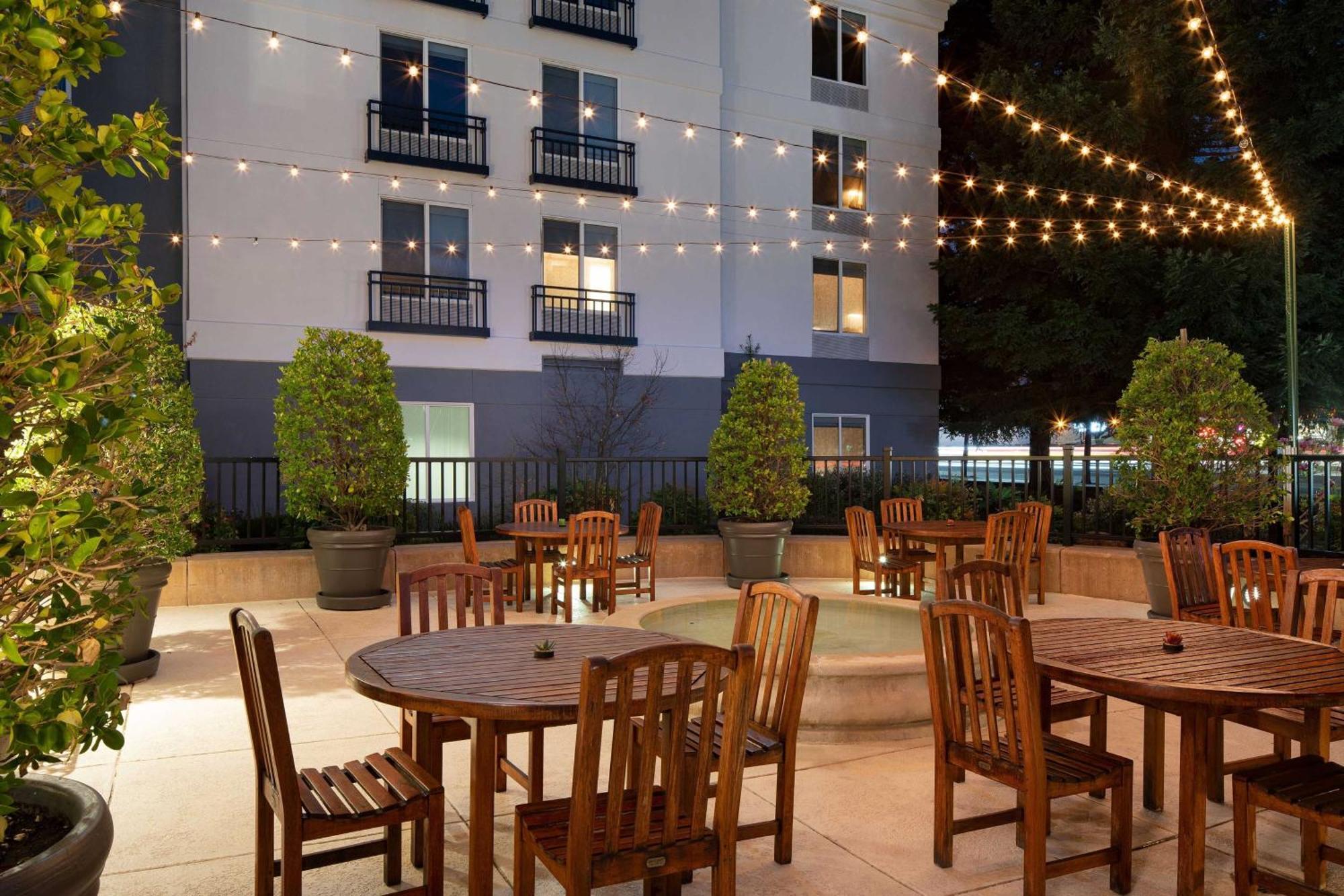 Aloft Mountain View Hotel Exterior foto